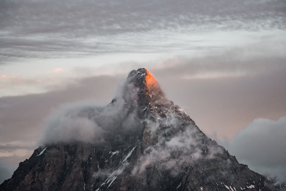 Choosing Between Cloud-Based vs. On-Premise CRM Software
